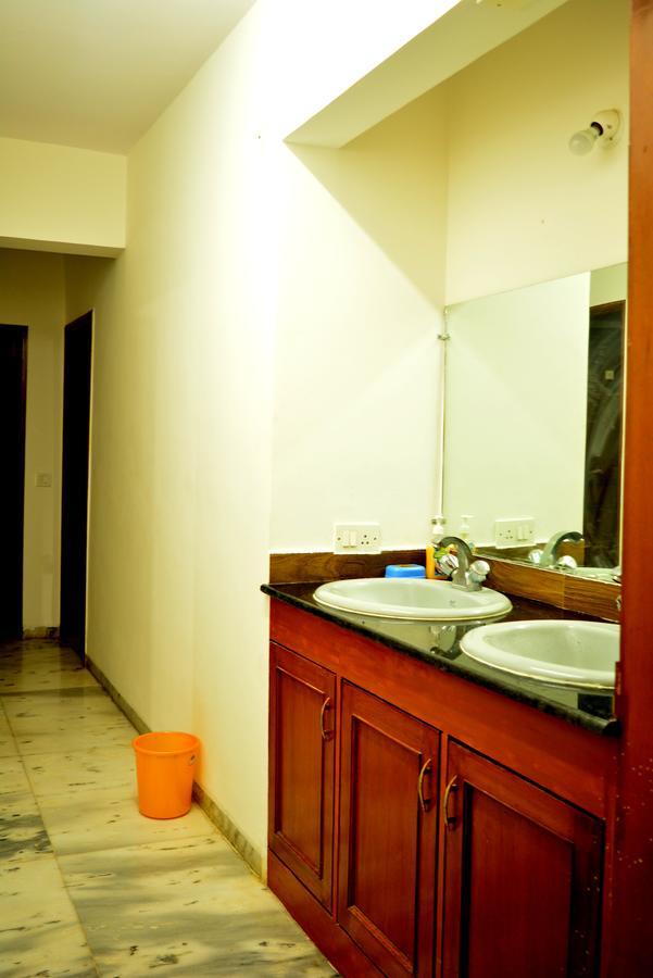 Social Rehab Downtown Hostel Bangalore Ngoại thất bức ảnh