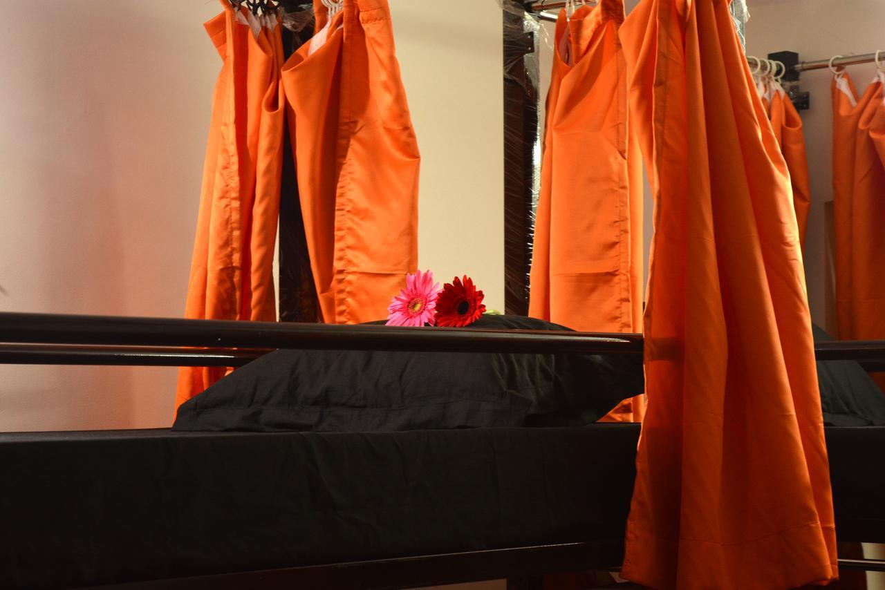Social Rehab Downtown Hostel Bangalore Ngoại thất bức ảnh
