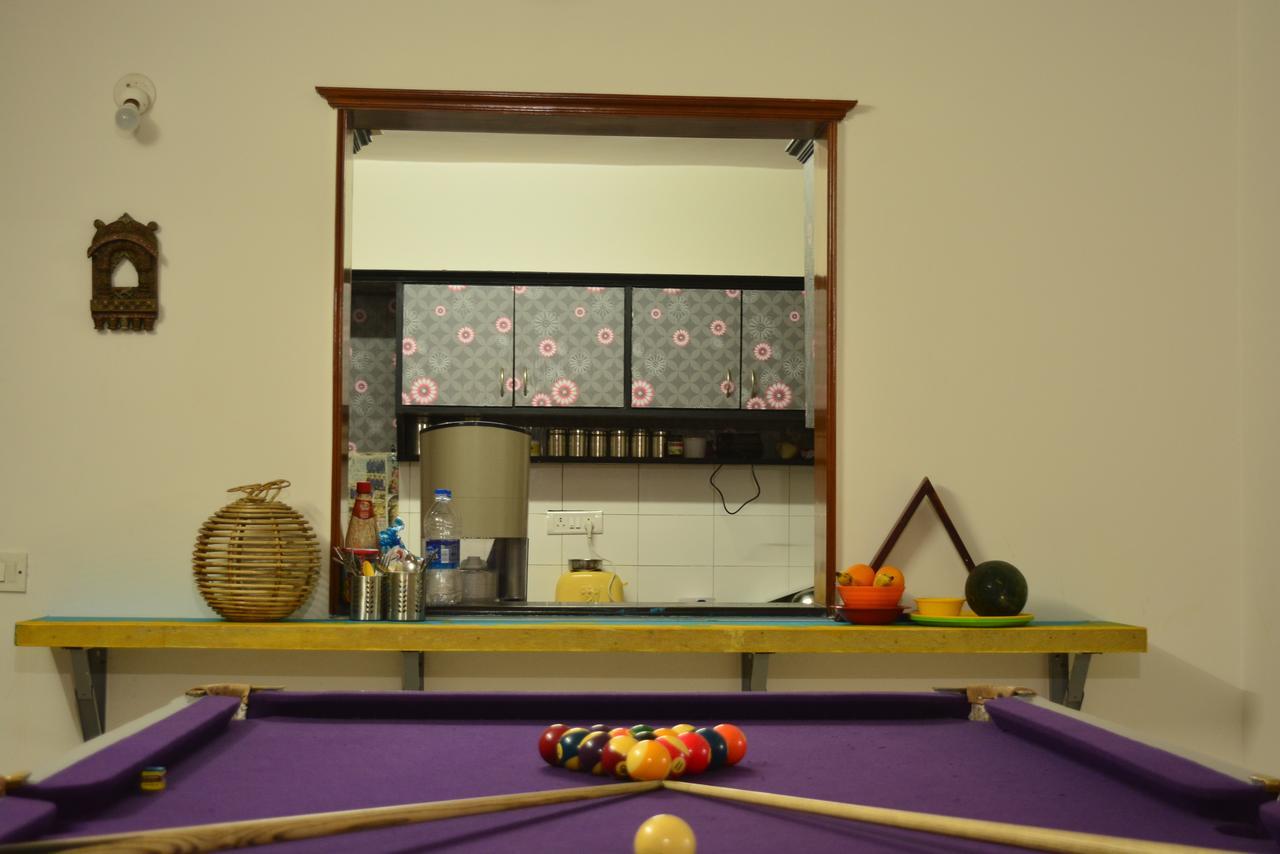 Social Rehab Downtown Hostel Bangalore Ngoại thất bức ảnh